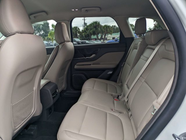 Used 2022 Lincoln Corsair FWD image 14