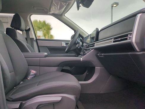 New 2026 Hyundai Santa Fe SE image 9