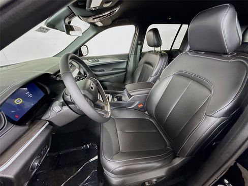 New 2026 Jeep Grand Cherokee Limited image 16