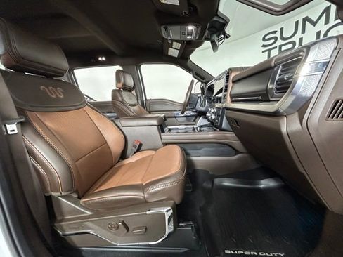Used 2025 Ford F250 King Ranch AWD/4WD image 10