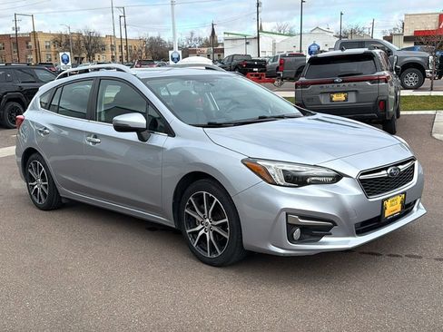 Used 2018 Subaru Impreza 2.0i Limited AWD/4WD image 3