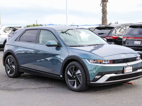 New 2026 Hyundai Ioniq 5 SEL RWD image 3