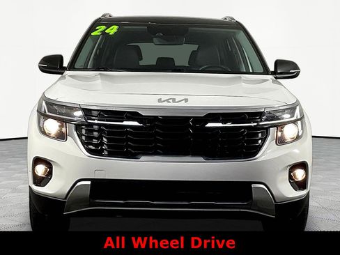 Used 2024 Kia Seltos S AWD/4WD image 2