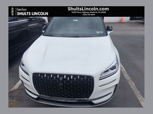 Used 2023 Lincoln Corsair Reserve w/ Equipment Group 201A image 1