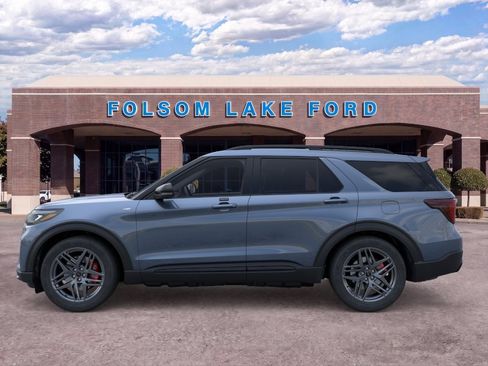New 2026 Ford Explorer ST-Line w/ ST-Line Street Pack AWD/4WD image 3