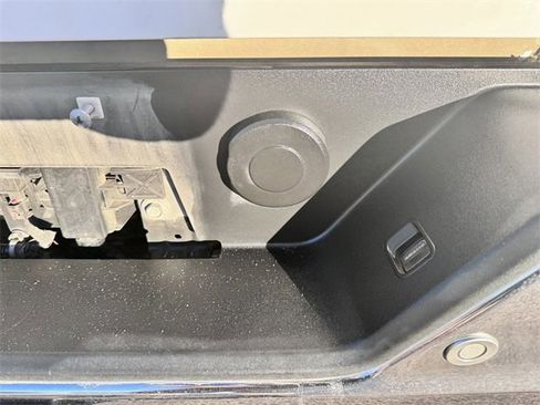 Used 2019 GMC Sierra 1500 SLT w/ SLT Premium Plus Package image 14