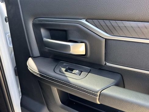 New 2027 RAM 3500 Big Horn AWD/4WD image 13