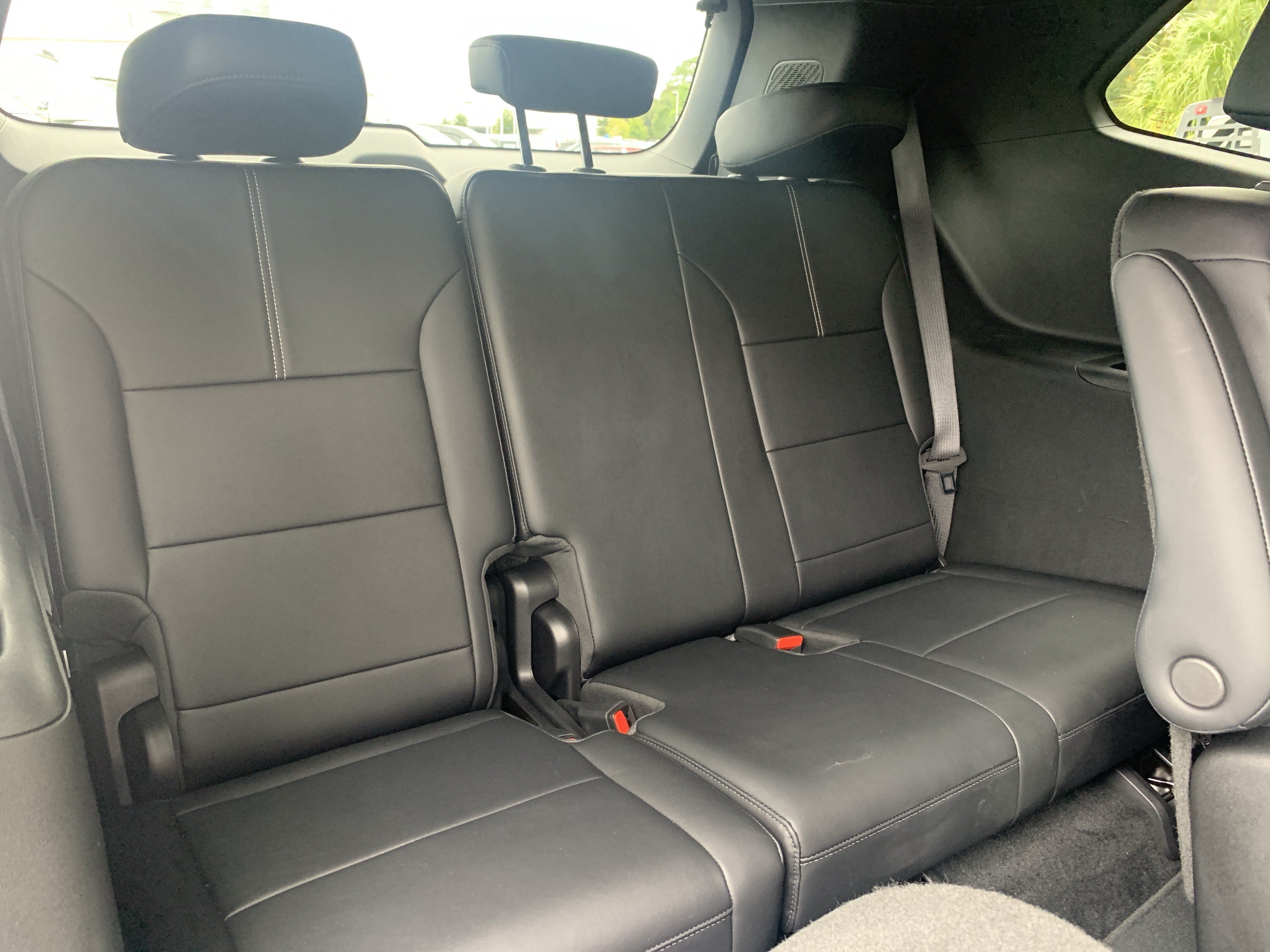 Used 2026 GMC Acadia Elevation w/ Elevation Premium Package FWD image 32