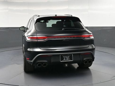 Certified 2023 Porsche Macan Turbo AWD/4WD image 7