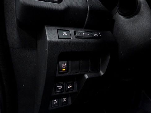 Used 2023 Nissan Frontier PRO-4X w/ Technology Package image 20