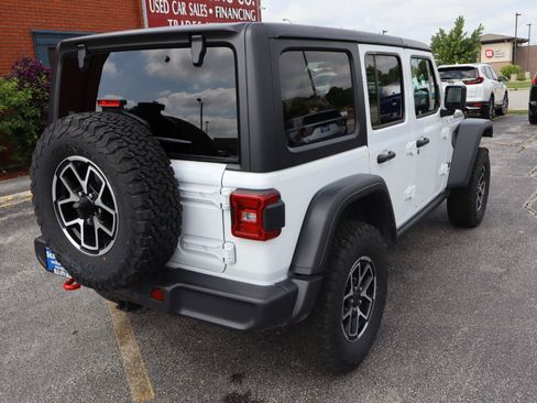 Used 2026 Jeep Wrangler Unlimited Rubicon AWD/4WD image 8