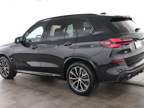 Used 2025 BMW X5 M60i w/ Parking Assistance Package AWD/4WD image 3