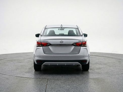 Used 2025 Nissan Versa SV FWD image 7