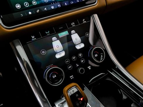 Used 2020 Land Rover Range Rover Sport SVR image 62