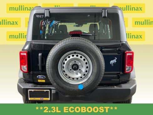 New 2025 Ford Bronco 4-Door image 8