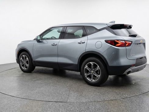 Used 2025 Chevrolet Blazer LT FWD image 6