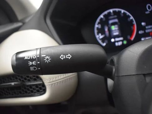 Used 2023 Honda HR-V LX image 24