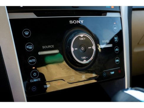 Used 2014 Ford Explorer Limited w/ Equipment Group 301A image 25