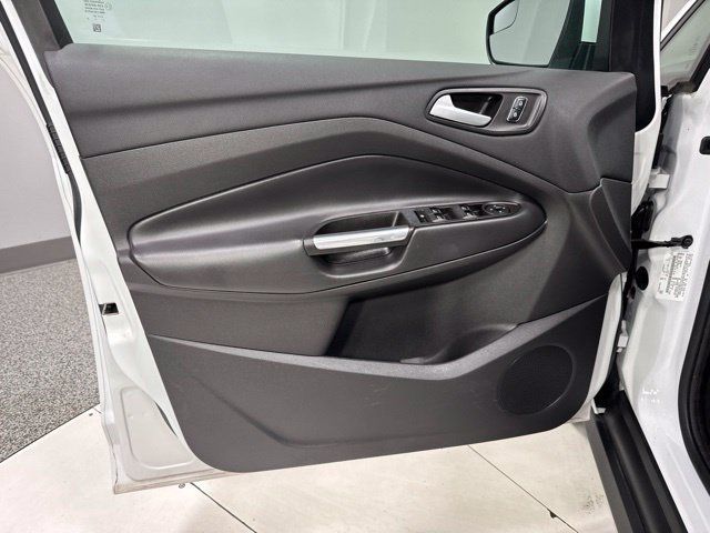 Used 2016 Ford C-MAX SE FWD image 6