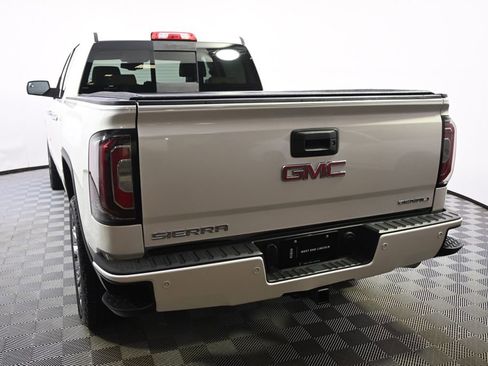 Used 2017 GMC Sierra 1500 Denali w/ Denali Ultimate Package AWD/4WD image 4