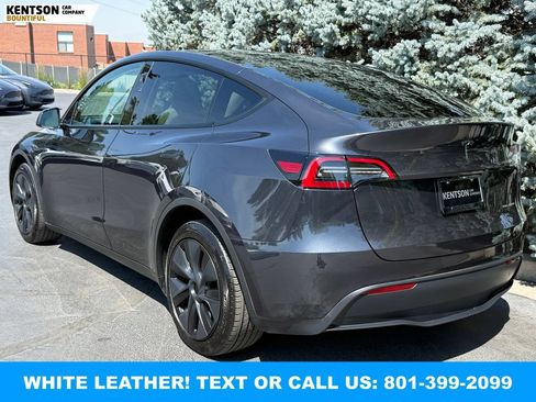 Used 2024 Tesla Model Y Long Range AWD/4WD image 6