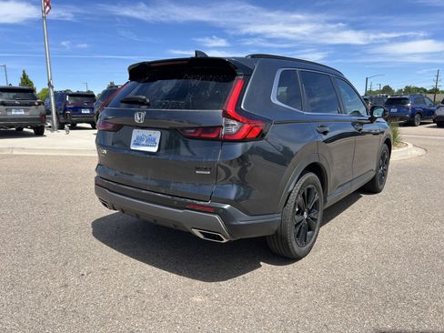 Used 2025 Honda CR-V Sport Touring image 12