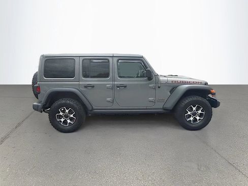Used 2021 Jeep Wrangler Unlimited Rubicon w/ Cold Weather Group AWD/4WD image 3