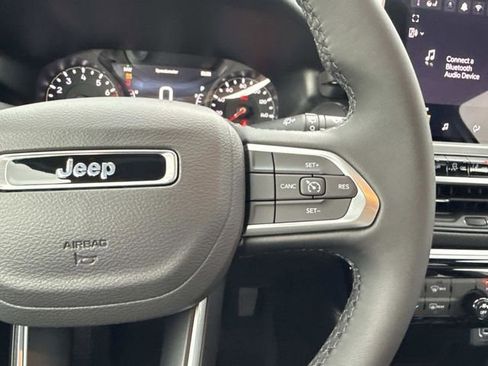 New 2026 Jeep Compass Latitude image 16