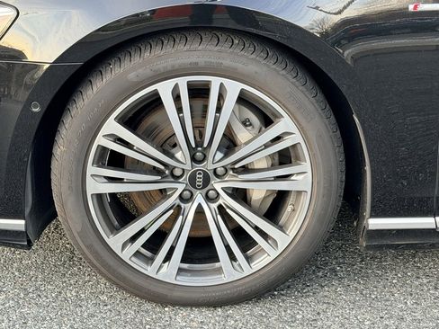 Certified 2022 Audi A8 L 3.0T w/ Executive Package image 28