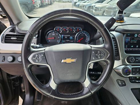 Used 2015 Chevrolet Suburban LT AWD/4WD image 16