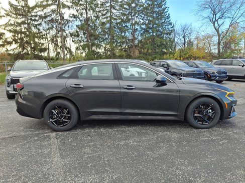 New 2026 Kia K5 LXS FWD image 9