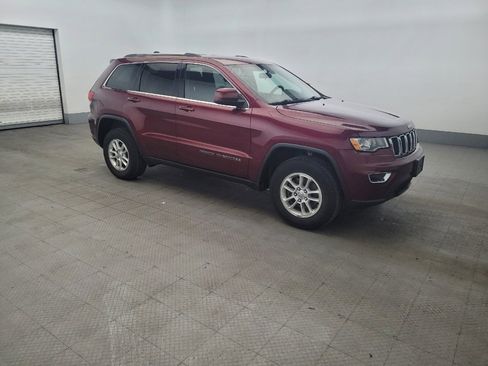 Used 2019 Jeep Grand Cherokee Laredo AWD/4WD image 11