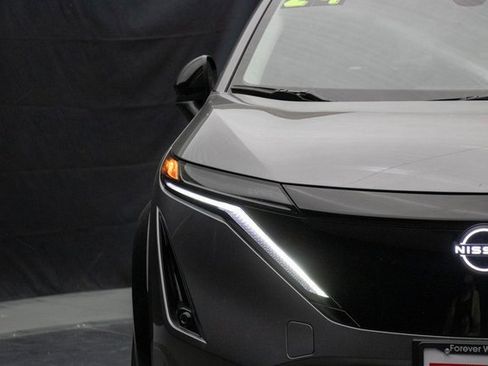 Used 2024 Nissan Ariya FWD image 5