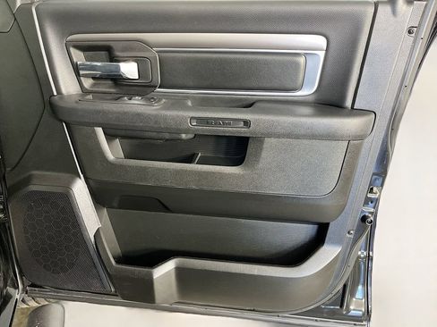 Used 2022 RAM 1500 Warlock AWD/4WD image 36