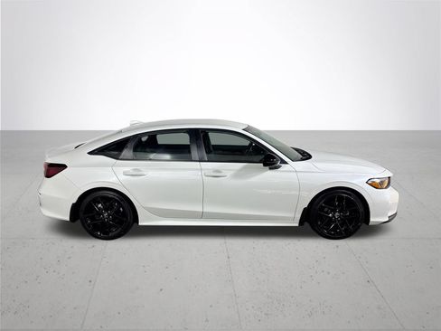 Used 2025 Honda Civic Sport image 5