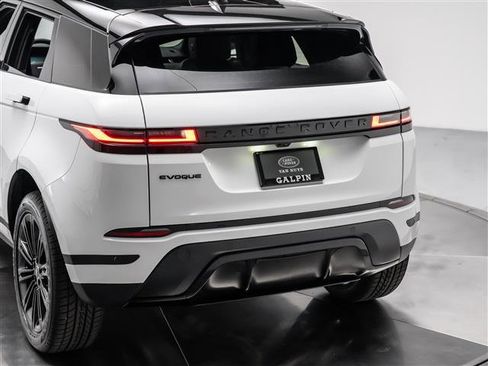 New 2026 Land Rover Range Rover Evoque S image 28