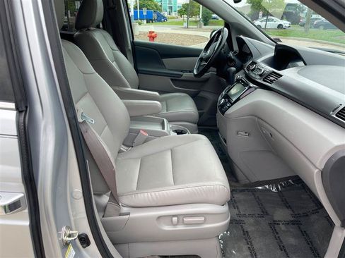 Used 2015 Honda Odyssey EX-L image 9