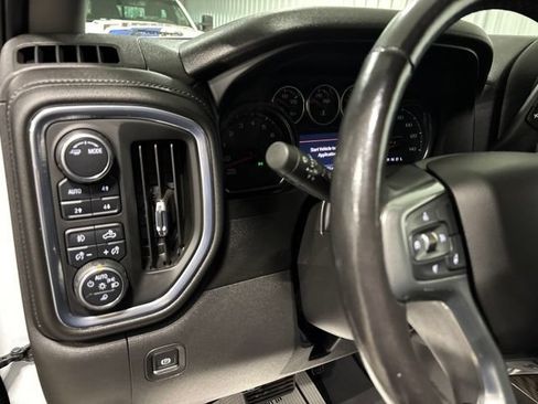 Used 2020 Chevrolet Silverado 1500 RST AWD/4WD image 19