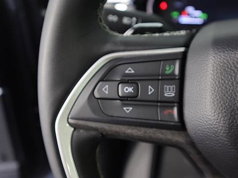 Used 2022 Jeep Grand Cherokee Limited 4xe image 43