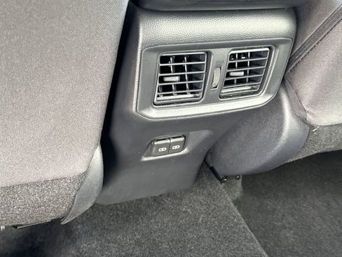 Used 2025 Toyota RAV4 XLE w/ Convenience Package FWD image 11
