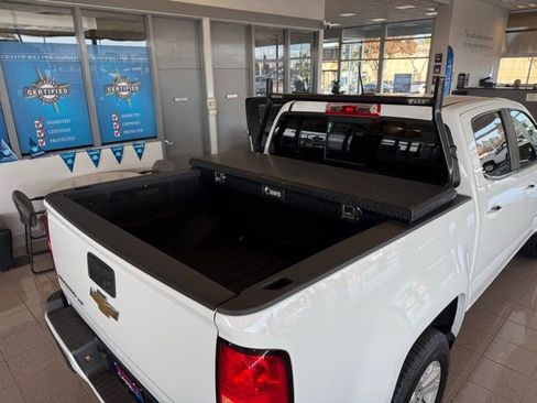 Used 2018 Chevrolet Colorado LT w/ LT Convenience Package image 23