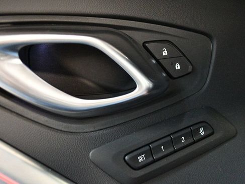 Used 2023 Chevrolet Camaro ZL1 RWD image 80