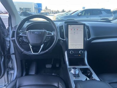 Used 2023 Ford Edge SEL image 20