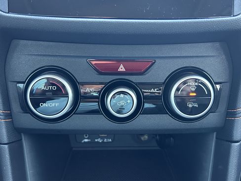 Used 2023 Subaru Crosstrek 2.0i Premium image 16