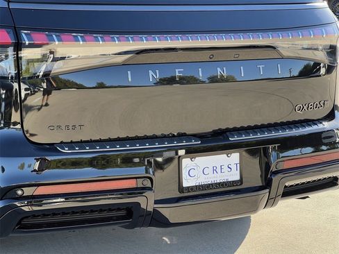 New 2026 INFINITI QX80 4WD w/ Sport Exterior Package image 6