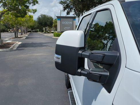 Used 2022 Ford F250 Lariat w/ Lariat Value Package image 12