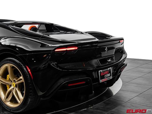 Used 2025 Ferrari 296 GTS RWD image 20