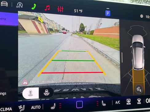 New 2026 Volkswagen Tiguan SE image 19