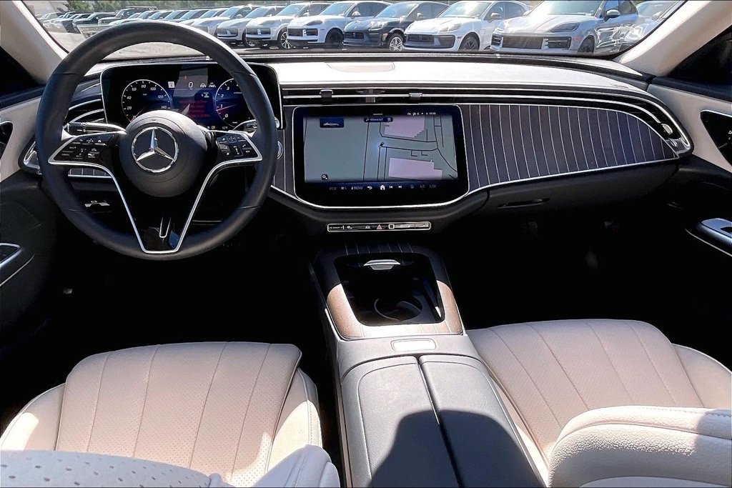 Used 2026 Mercedes-Benz E 350 4MATIC Sedan image 13
