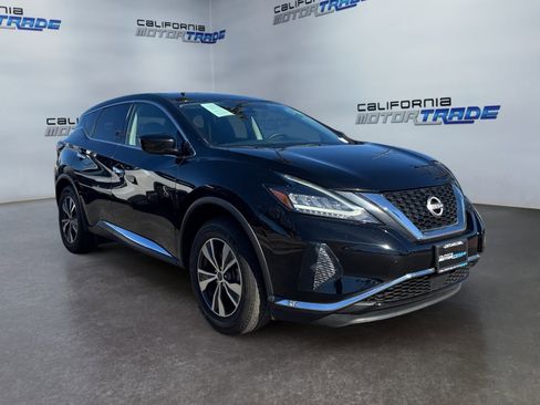 Used 2023 Nissan Murano S FWD image 3